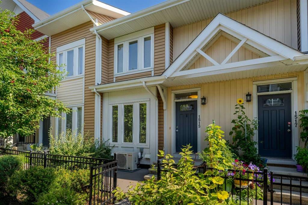 1515 Auburn Bay - Thumbnail 1
