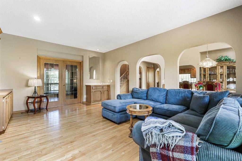 322 Douglas Woods - Thumbnail 5