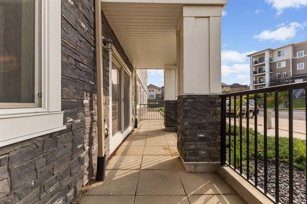 450 Sage Valley - Thumbnail 3