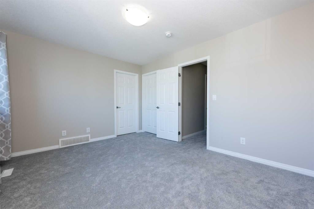324 Carrington - Thumbnail 6