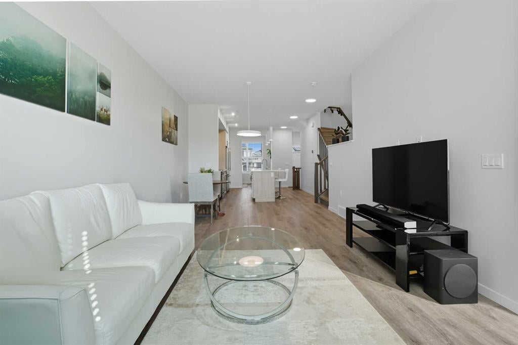 1075 Mahogany - Thumbnail 8