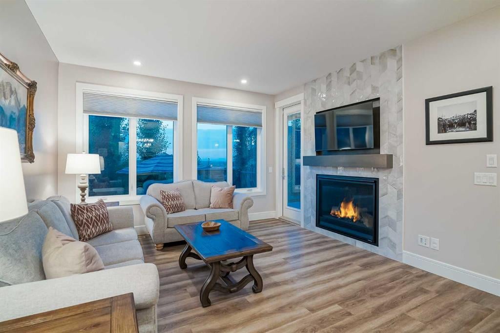 60 Walcrest - Thumbnail 2