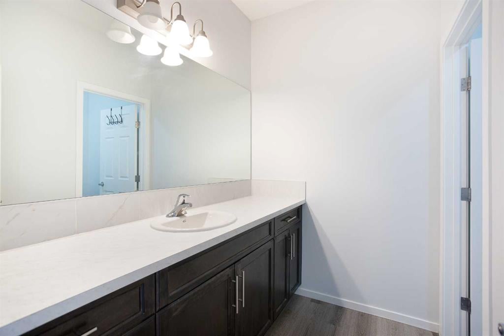 149 Yorkville - Thumbnail 8