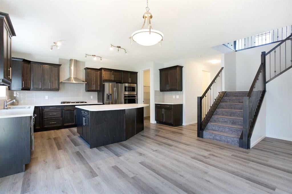 149 Yorkville - Thumbnail 3