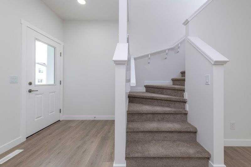 33 Walcrest - Thumbnail 4