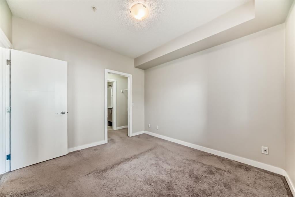 8 Sage Hill - Thumbnail 8