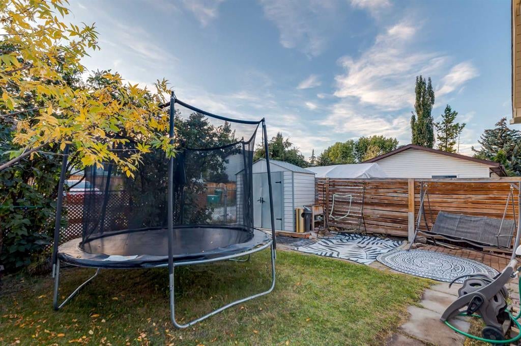 11011 Oakfield - Thumbnail 7