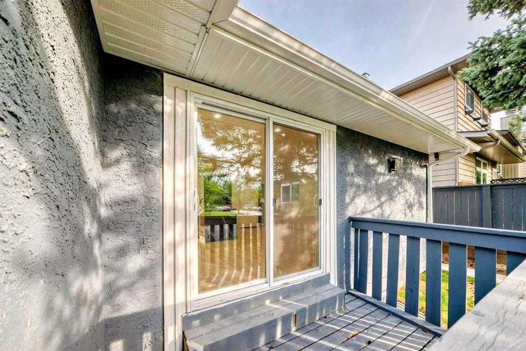 8426 Berkley - Thumbnail 7