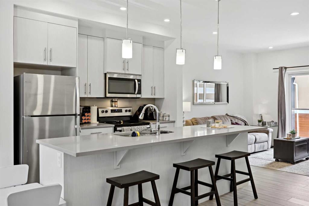 333 Sage Hill - Thumbnail 5