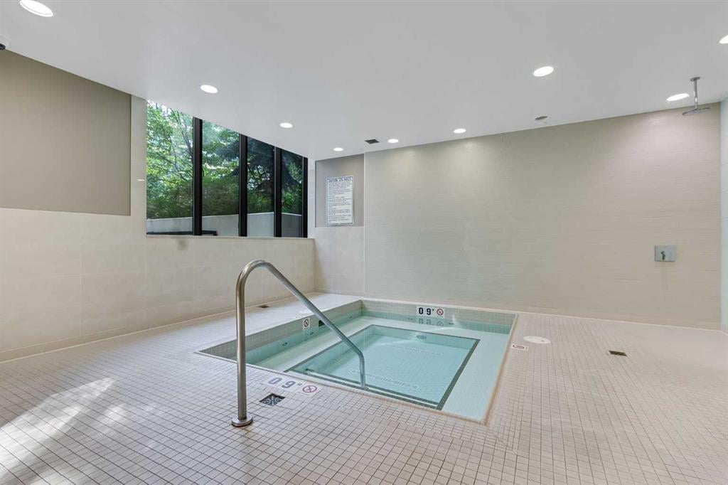 222 Riverfront - Thumbnail 7