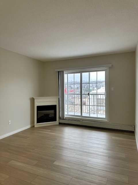 9604 Manning - Thumbnail 2