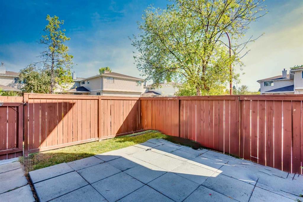 1155 Falconridge - Thumbnail 5