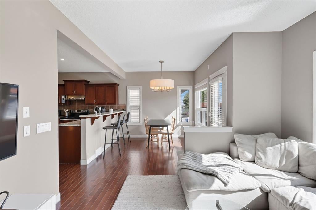 127 Sage Hill - Thumbnail 6