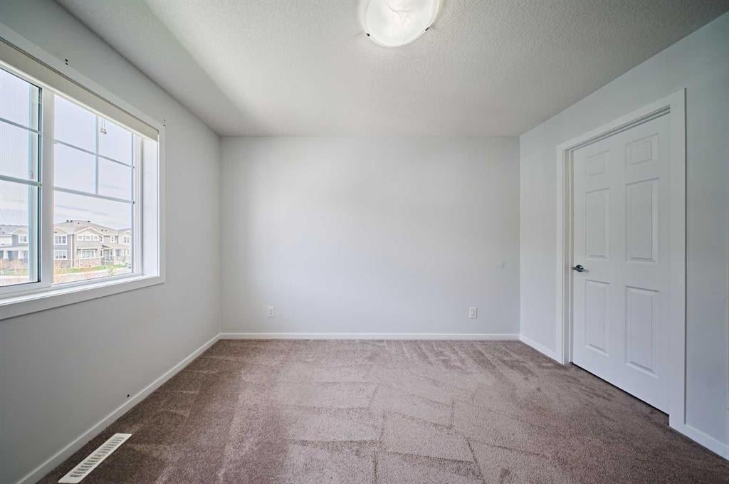 254 Carringham - Thumbnail 5