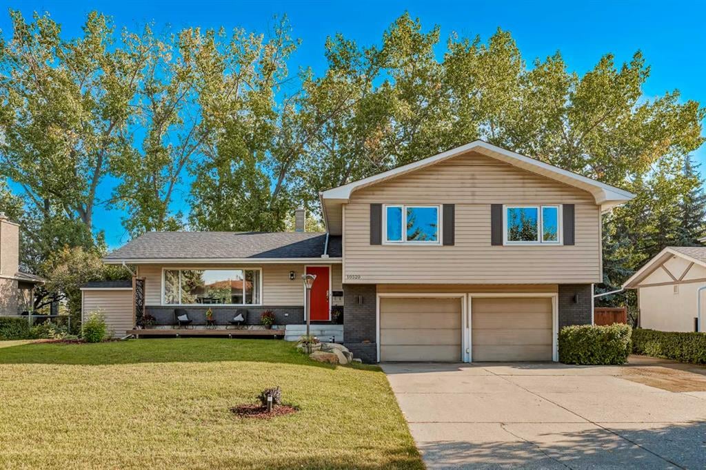 10520 Mapleridge - Thumbnail 1