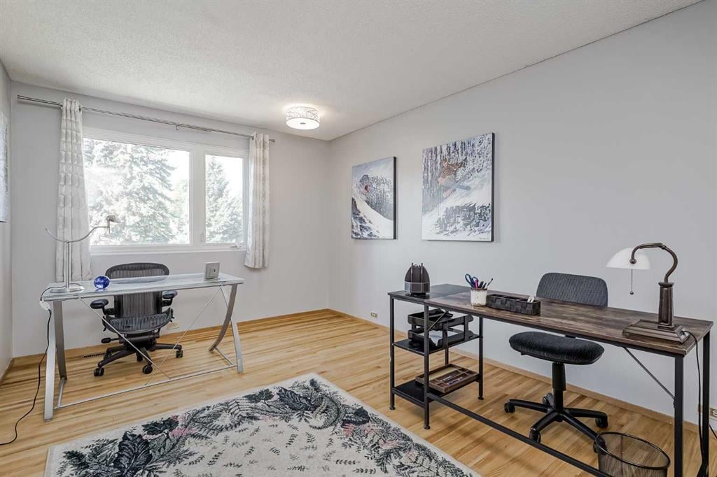 10520 Mapleridge - Thumbnail 8
