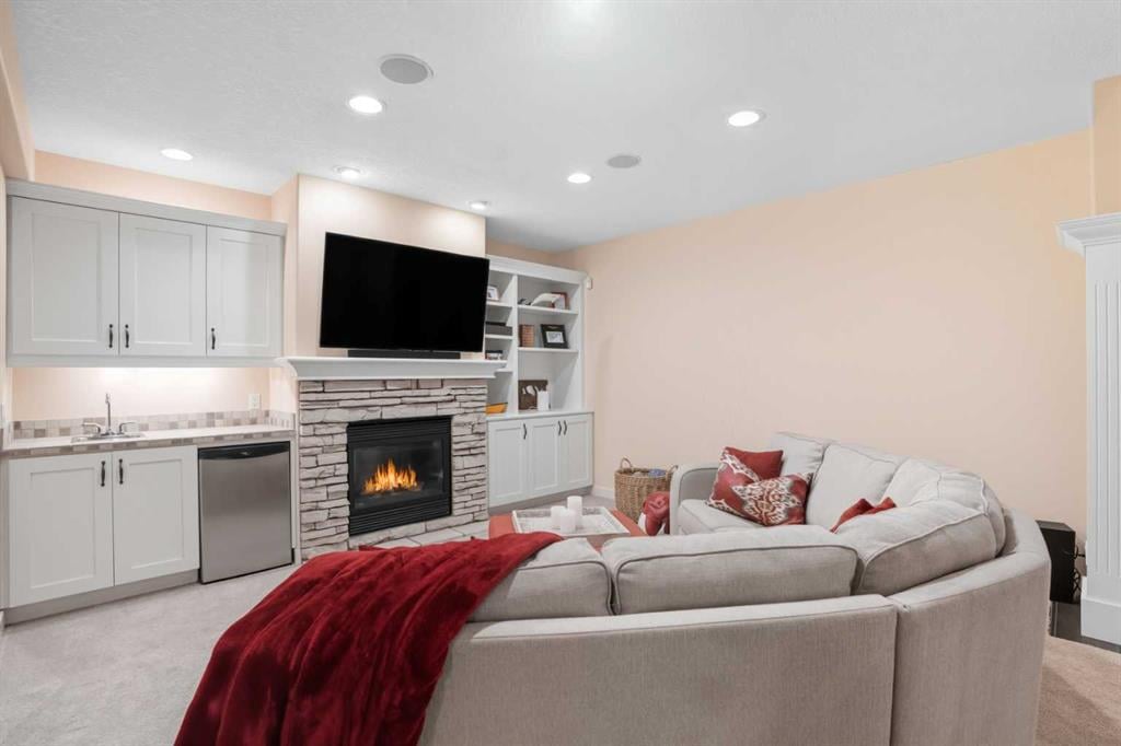 134 Discovery Ridge - Thumbnail 2