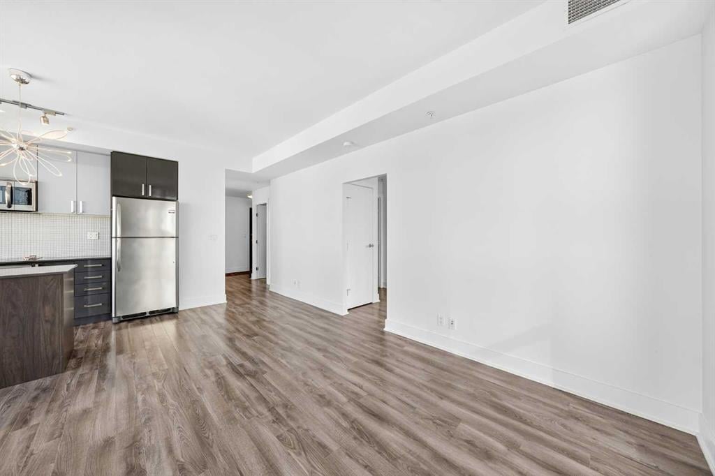 550 Riverfront - Thumbnail 7