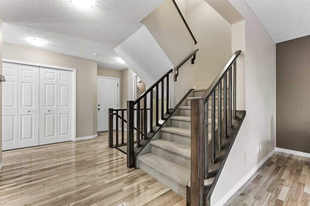 181 Everridge - Thumbnail 5