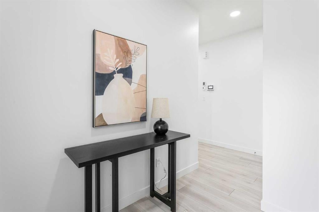 513 Belvedere - Thumbnail 3