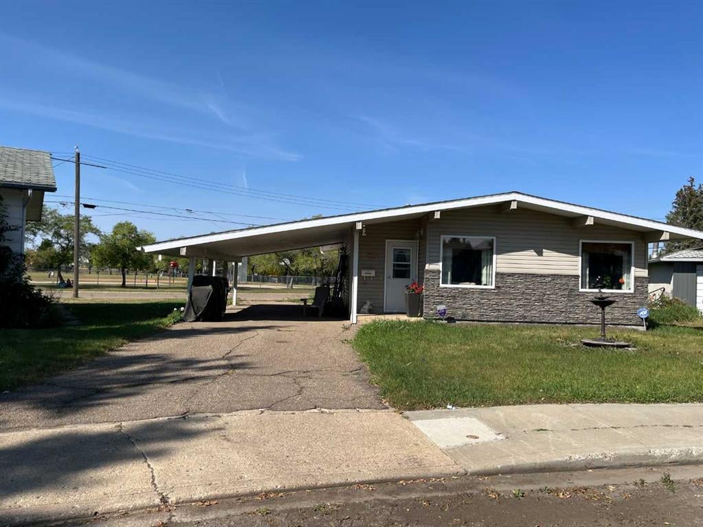 5508 50A AVENUE - Thumbnail 3