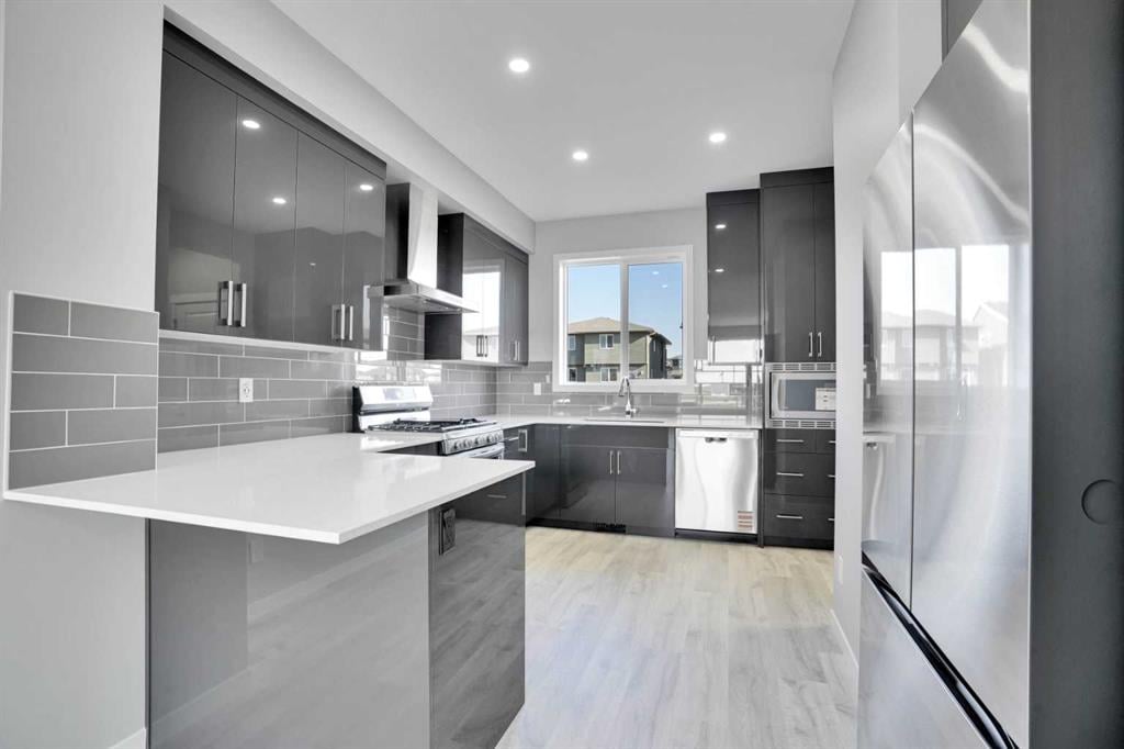 74 Corner Glen - Thumbnail 5