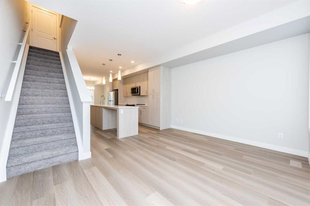 1027 Sage Hill - Thumbnail 6