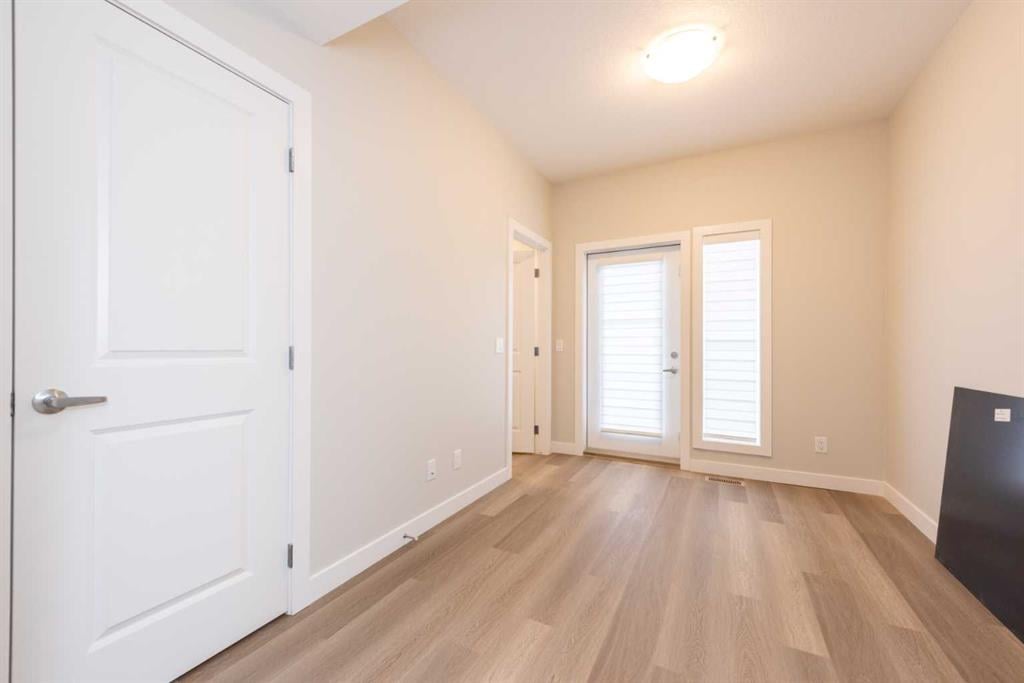 1027 Sage Hill - Thumbnail 7