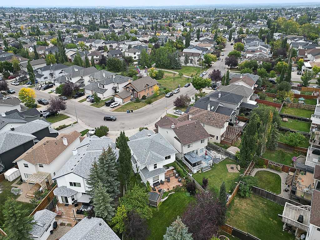 323 Bridlewood - Thumbnail 5