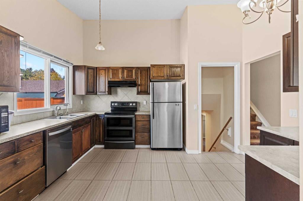 212 Queen Anne - Thumbnail 8