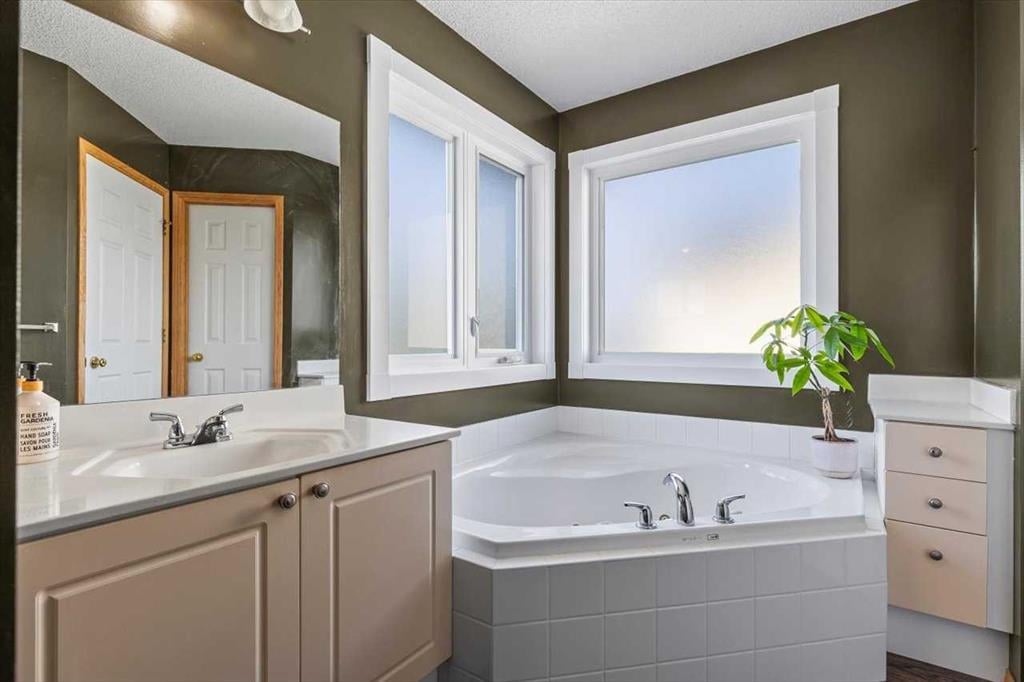 10 Douglas Glen - Thumbnail 5