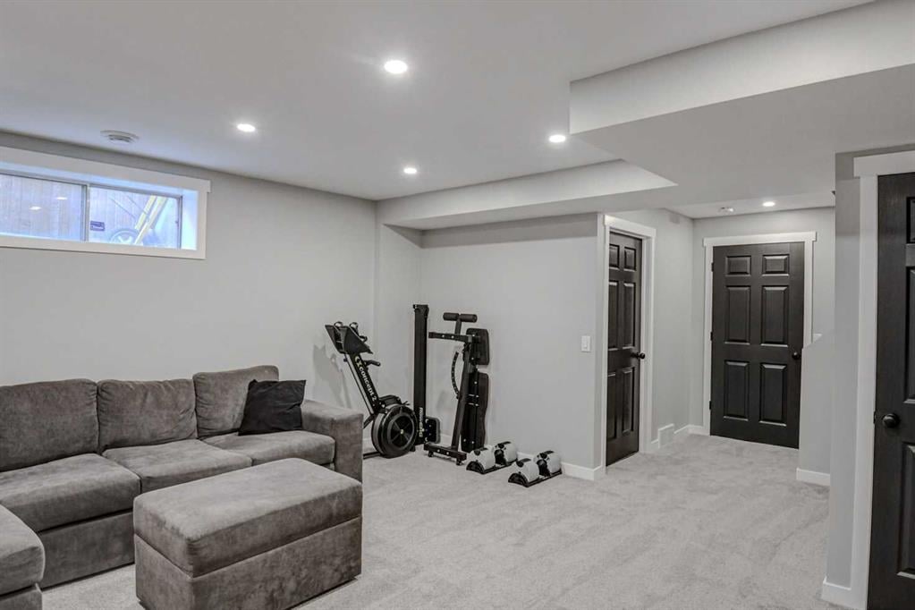 110 Hidden Hills - Thumbnail 8