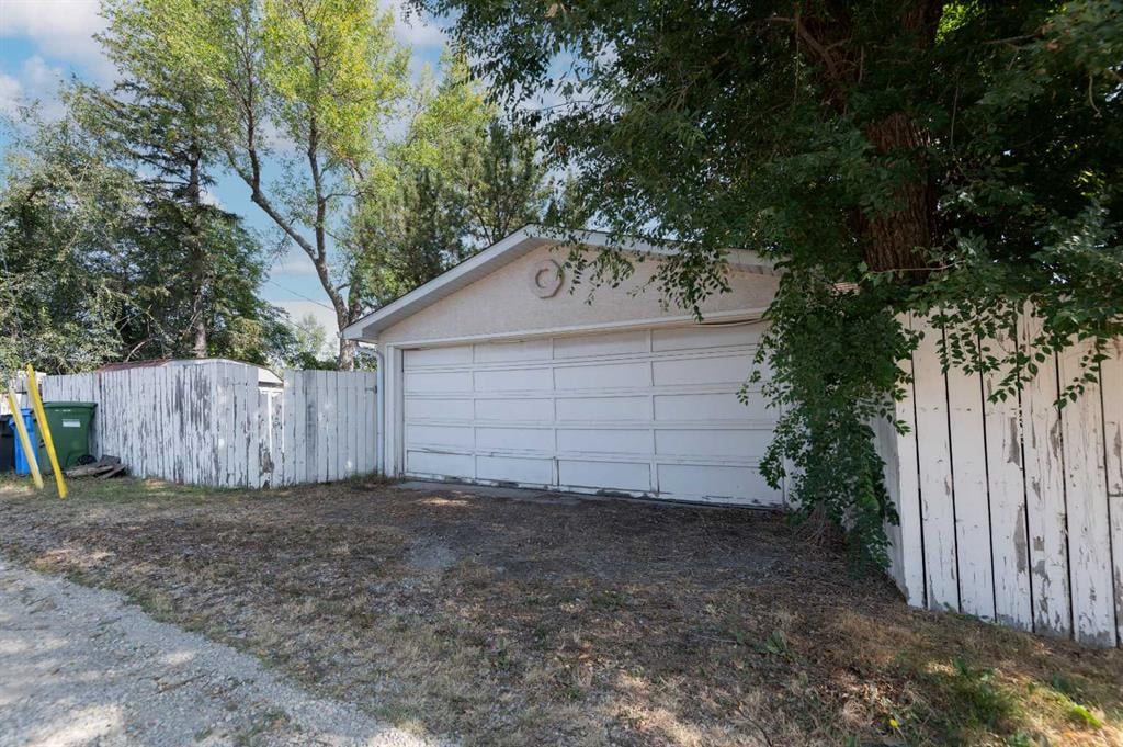 4328 Greenview - Thumbnail 8