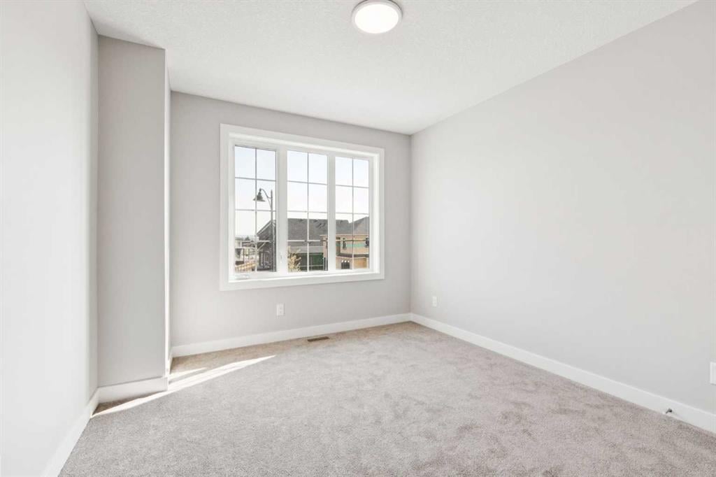 215 Greenwich - Thumbnail 8