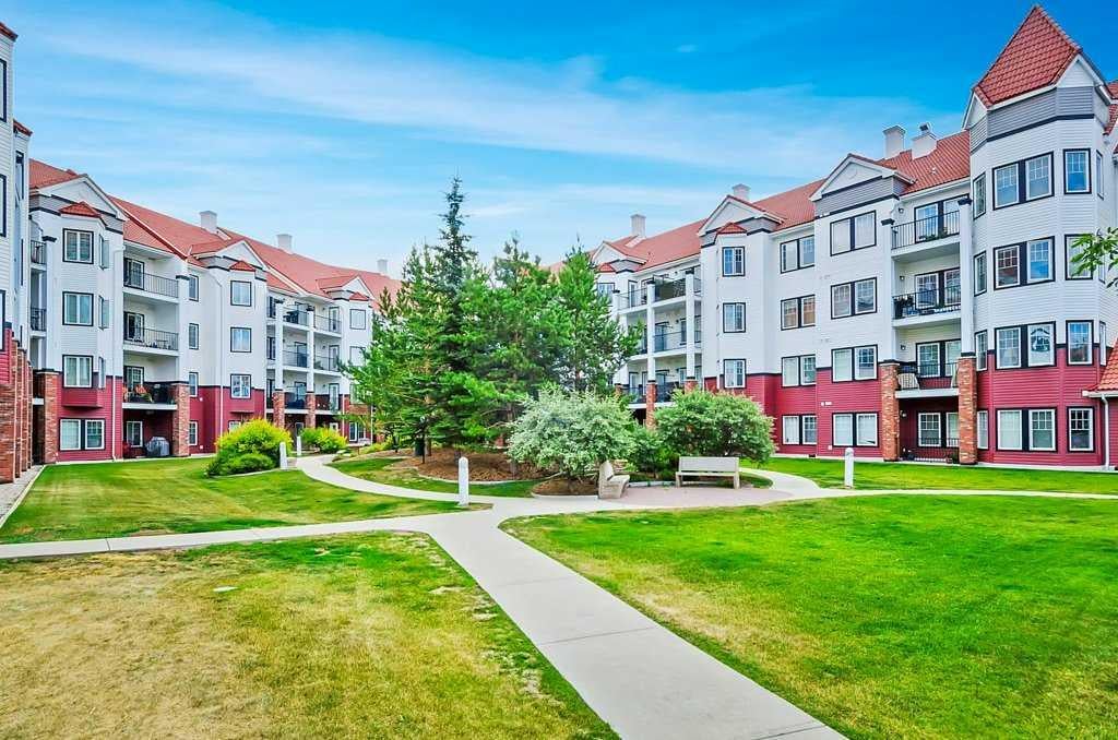 60 Royal Oak - Thumbnail 1