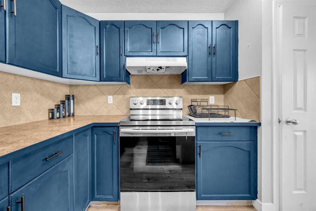 233 Saddlecrest - Thumbnail 4