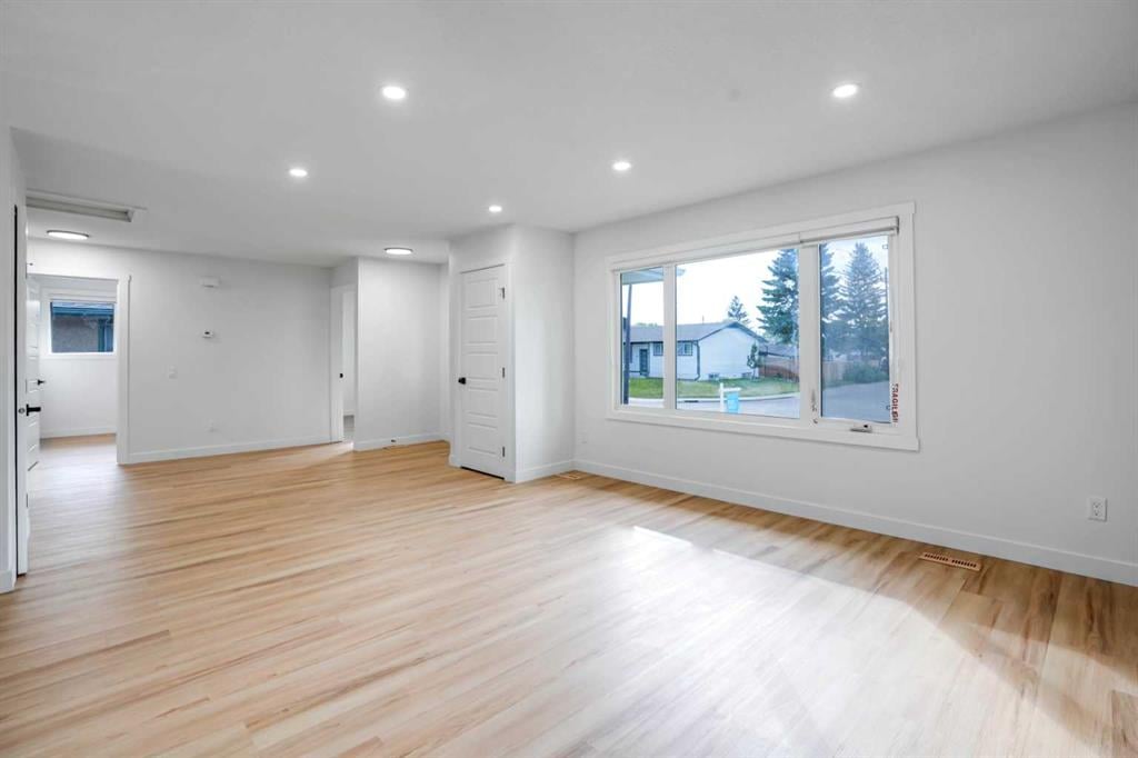 264 Penbrooke - Thumbnail 2