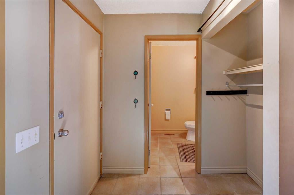 324 Ranchview - Thumbnail 2