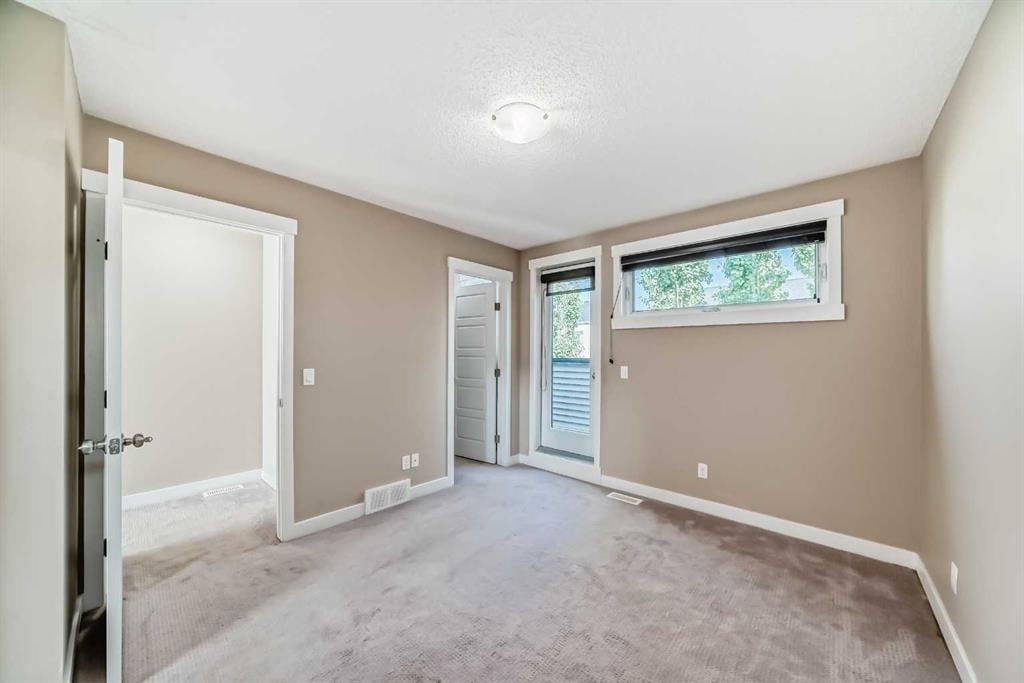 326 Covecreek - Thumbnail 3