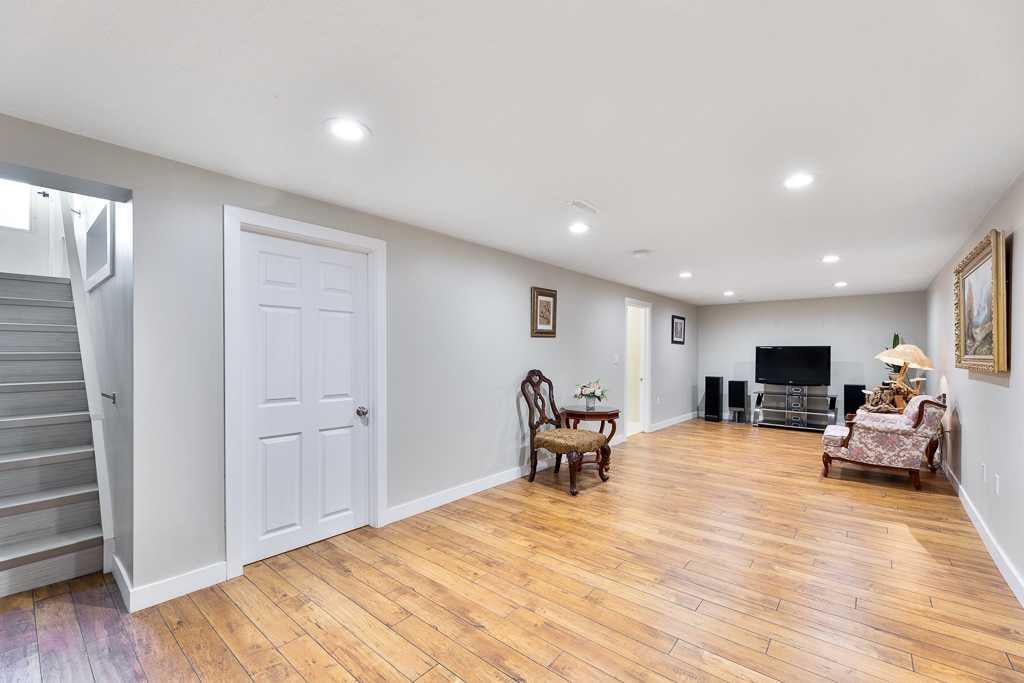 96 Windermere - Thumbnail 4
