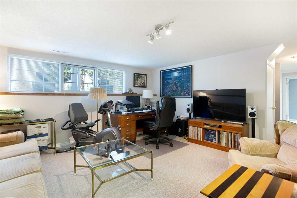 724 Wilton - Thumbnail 7