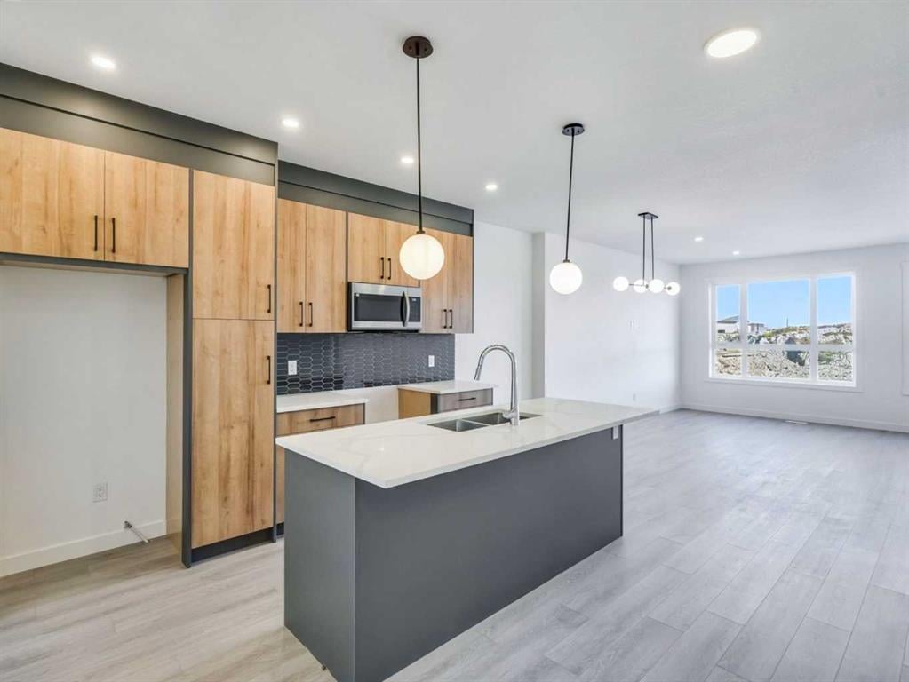 231 Sage Hill - Thumbnail 6