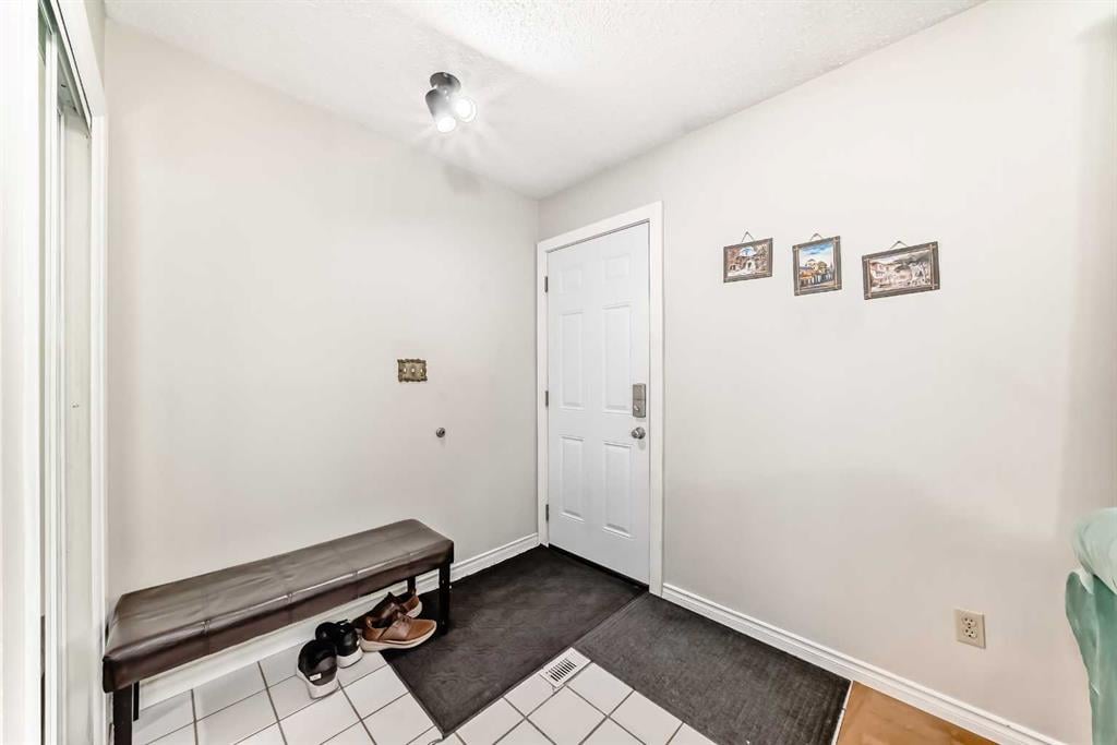 151 Pinemill - Thumbnail 4