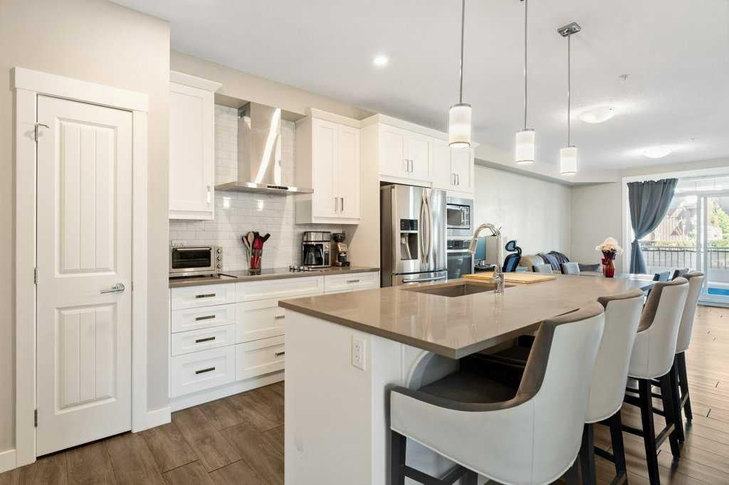 110 Auburn Meadows - Thumbnail 1