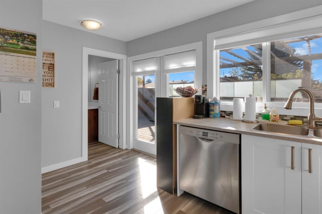 411 Templeview - Thumbnail 2