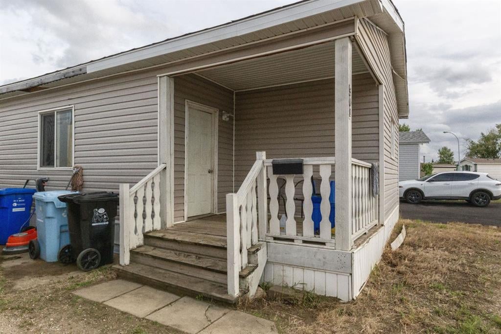 301 Grenfell - Thumbnail 1