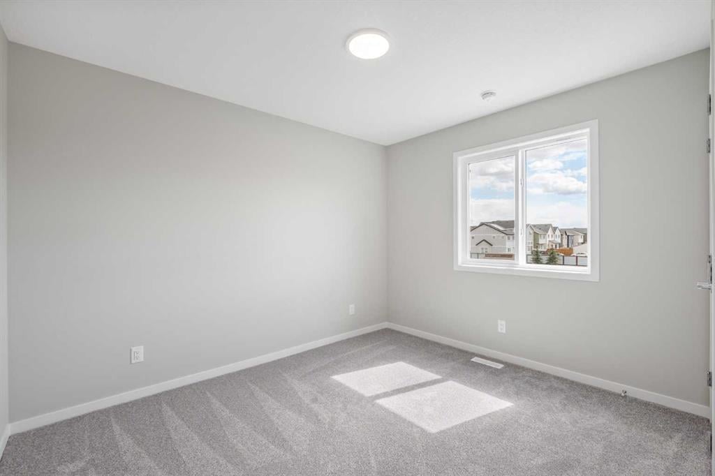 324 Magnolia - Thumbnail 8