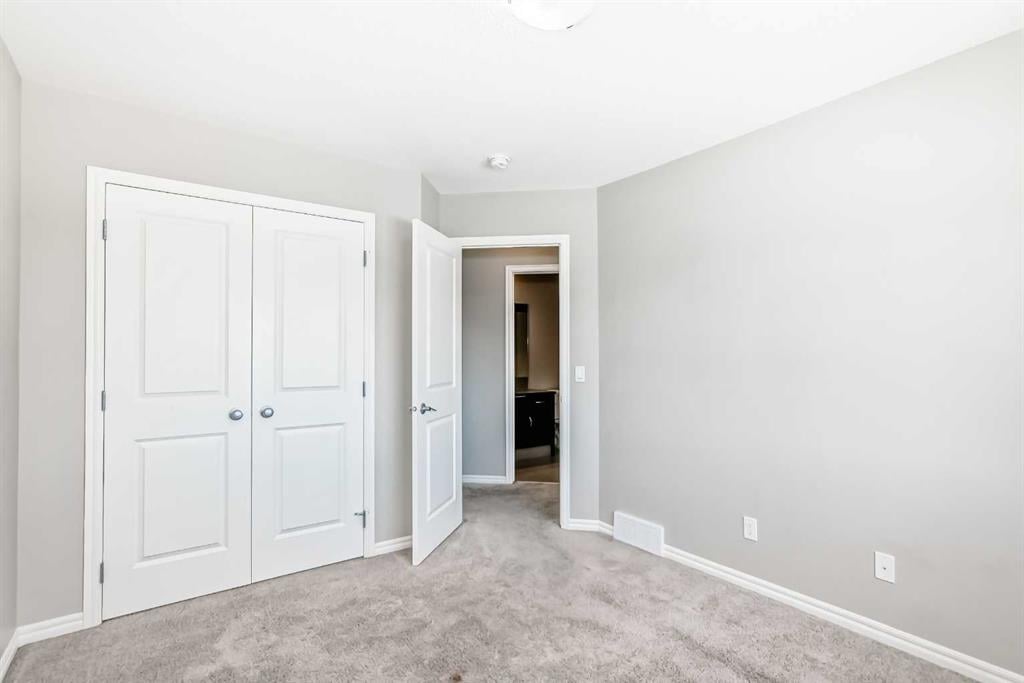 532 Evanston - Thumbnail 6
