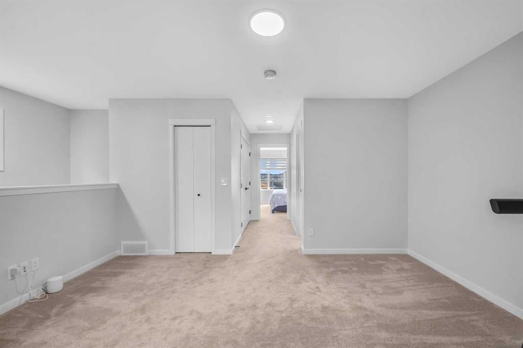24 Corner Glen - Thumbnail 4