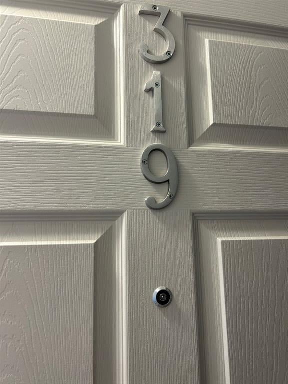 8528 Manning - Thumbnail 7